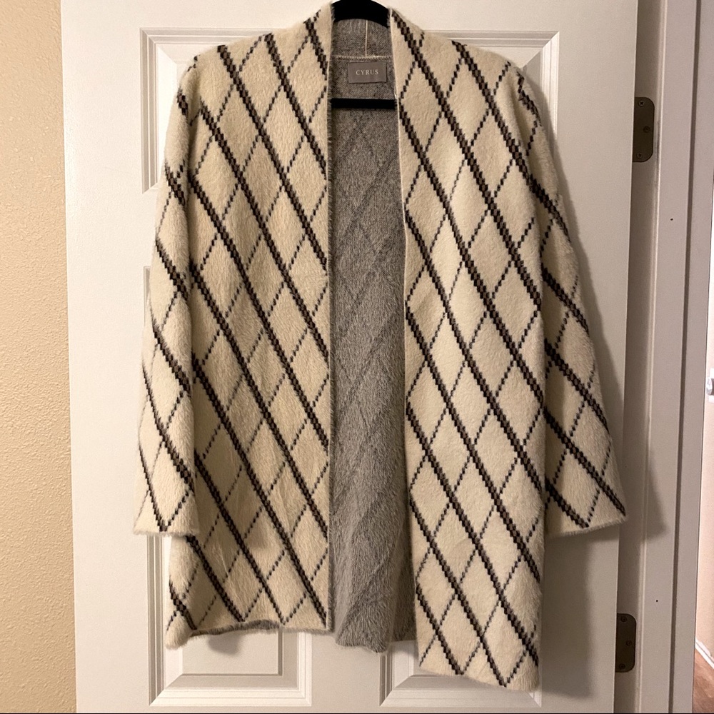 Cyrus | Ivory Argyle Cardigan